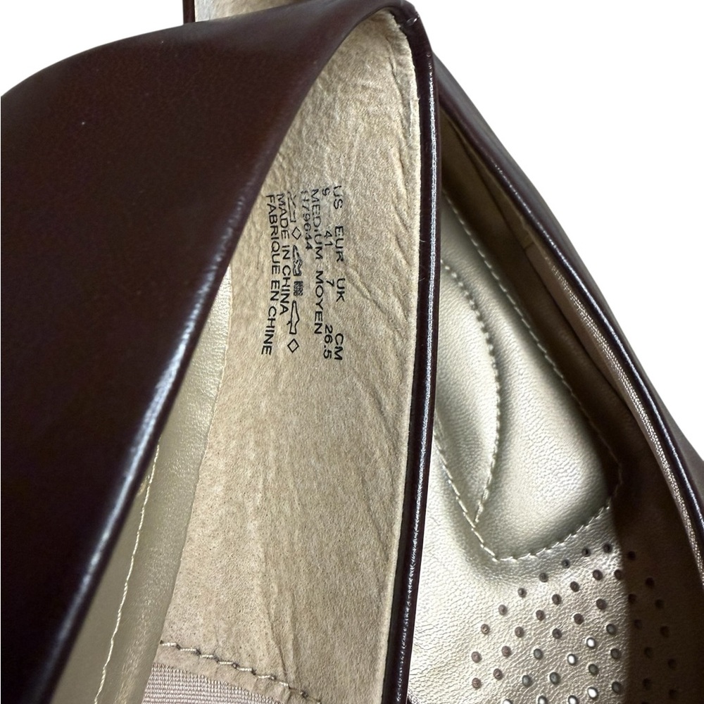 Hush Puppies Brown Leather Slip-On Women's short heels - Picture 8 of 10